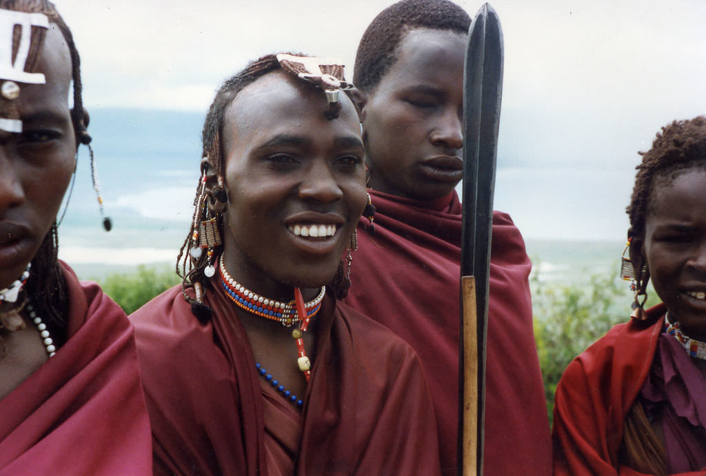 Call for Applications: 2016-2017 Indigenous Leaders Conservation Fellowship!