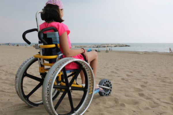 United Kingdom: Holiday Grants Programme 2022