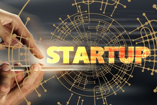 V4 Startup Force Program - Apply Now!