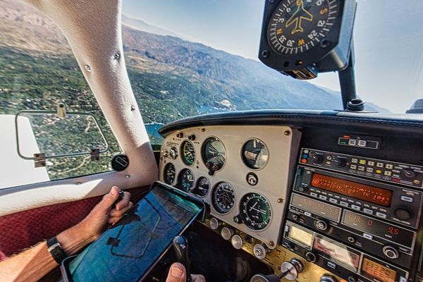 European Commission RFPs: Competitiveness and Digital Transformation in Aviation