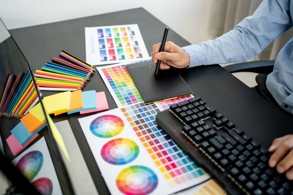 Call for Applications: Graphic Design and Photo Coverage (Cameroon)