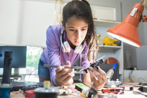 Notice of Funding Opportunity: TechGirls Program 2023