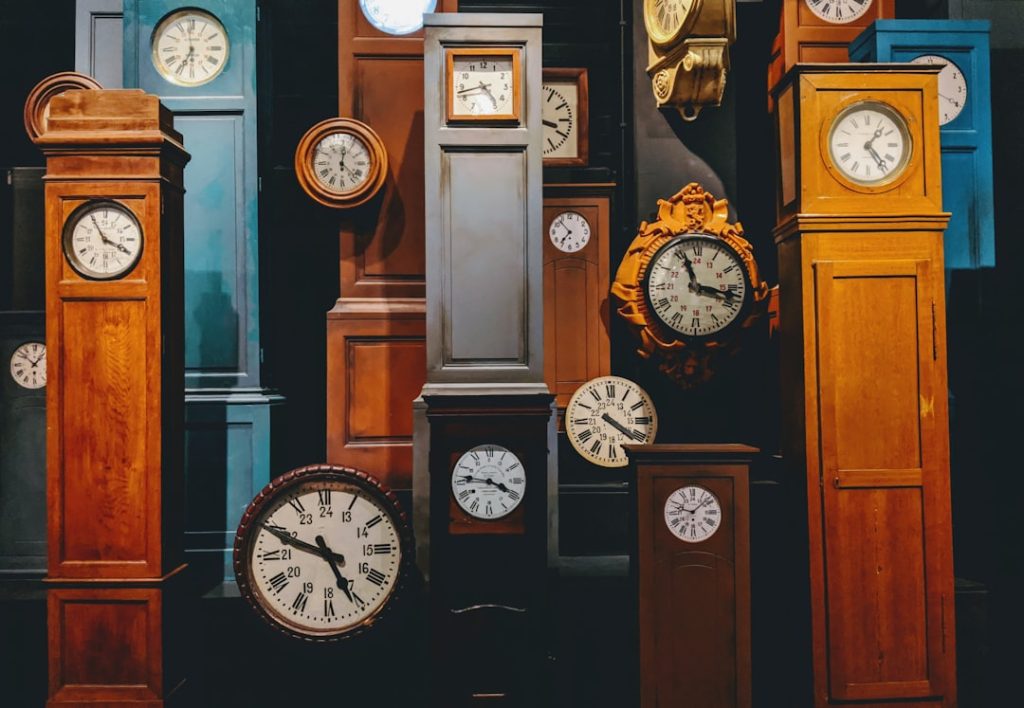 Photo Webinar schedule