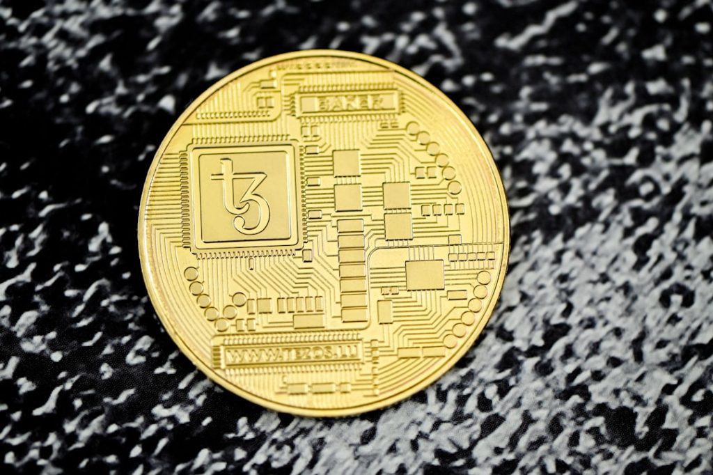 Photo Blockchain and Fintech