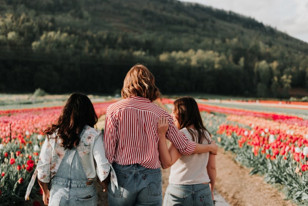 Photo Empowering girls