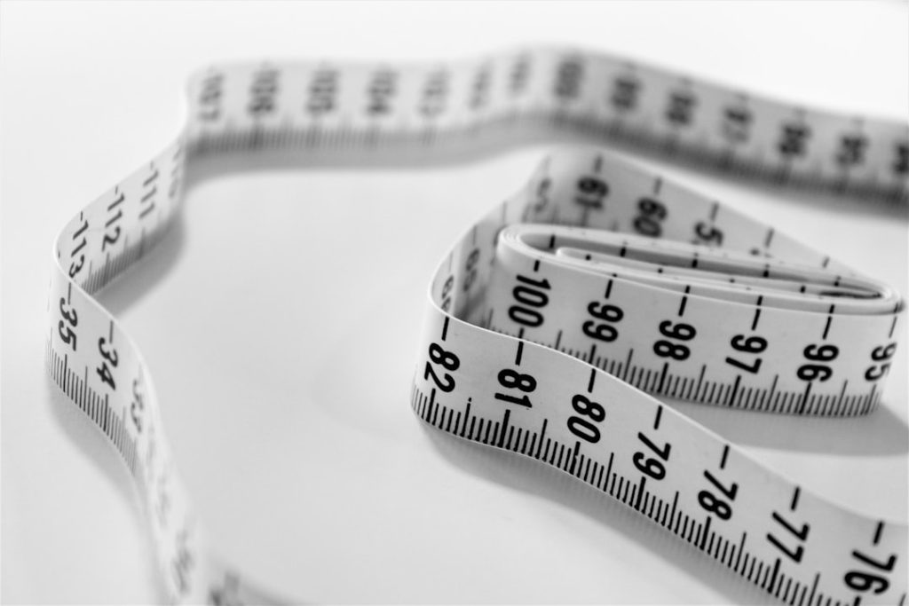 Photo Crowdfunding vs Grants: Scales