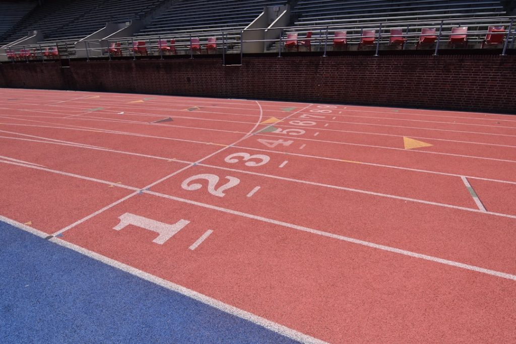 Photo Marathon finish line