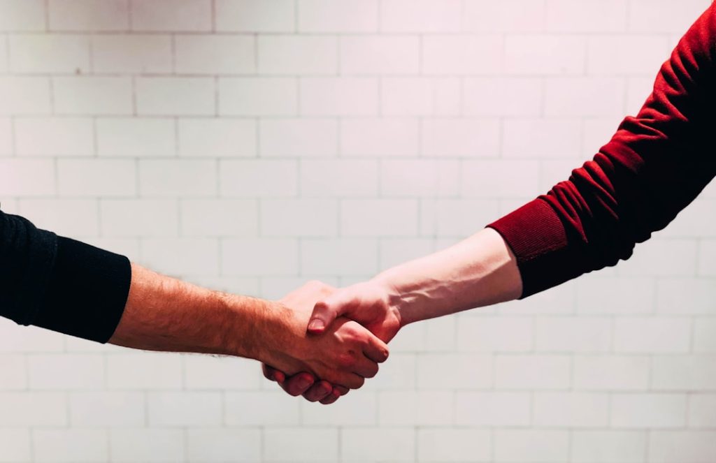Photo Collaboration handshake