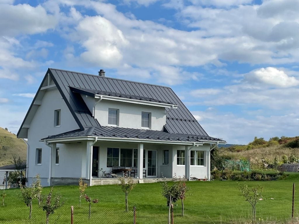Photo Off-Grid Energy Solutions