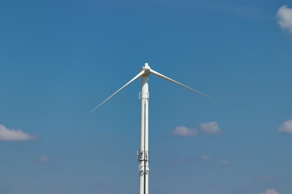 Photo NGOs, SDG 7, Energy Funding